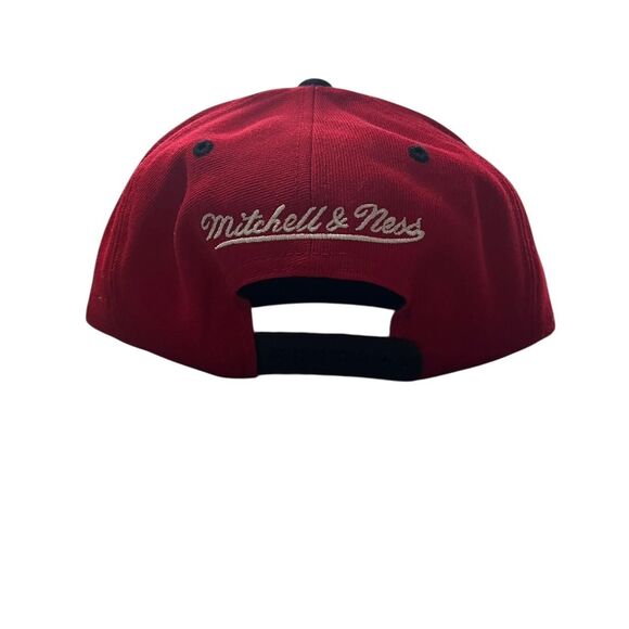 NBA Men's Chicago Bulls Hat - Picture 3 of 4